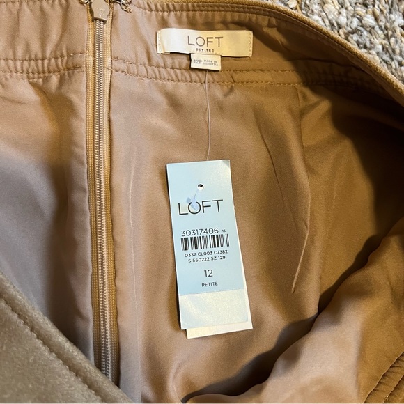NWT LOFT Faux Suede Skirt - Picture 4 of 4